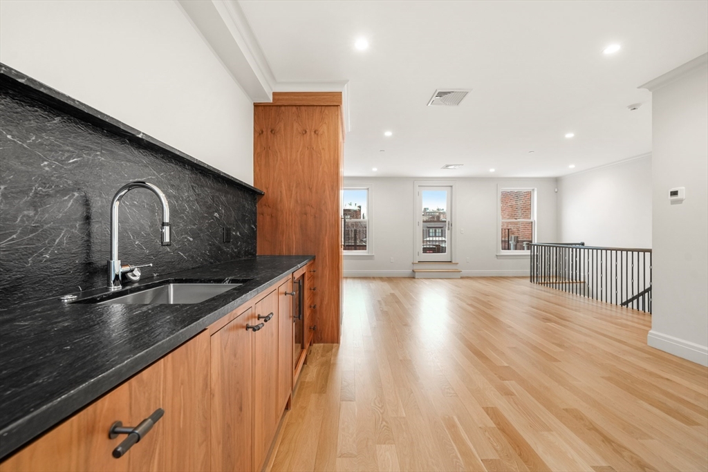 352 Marlborough Street