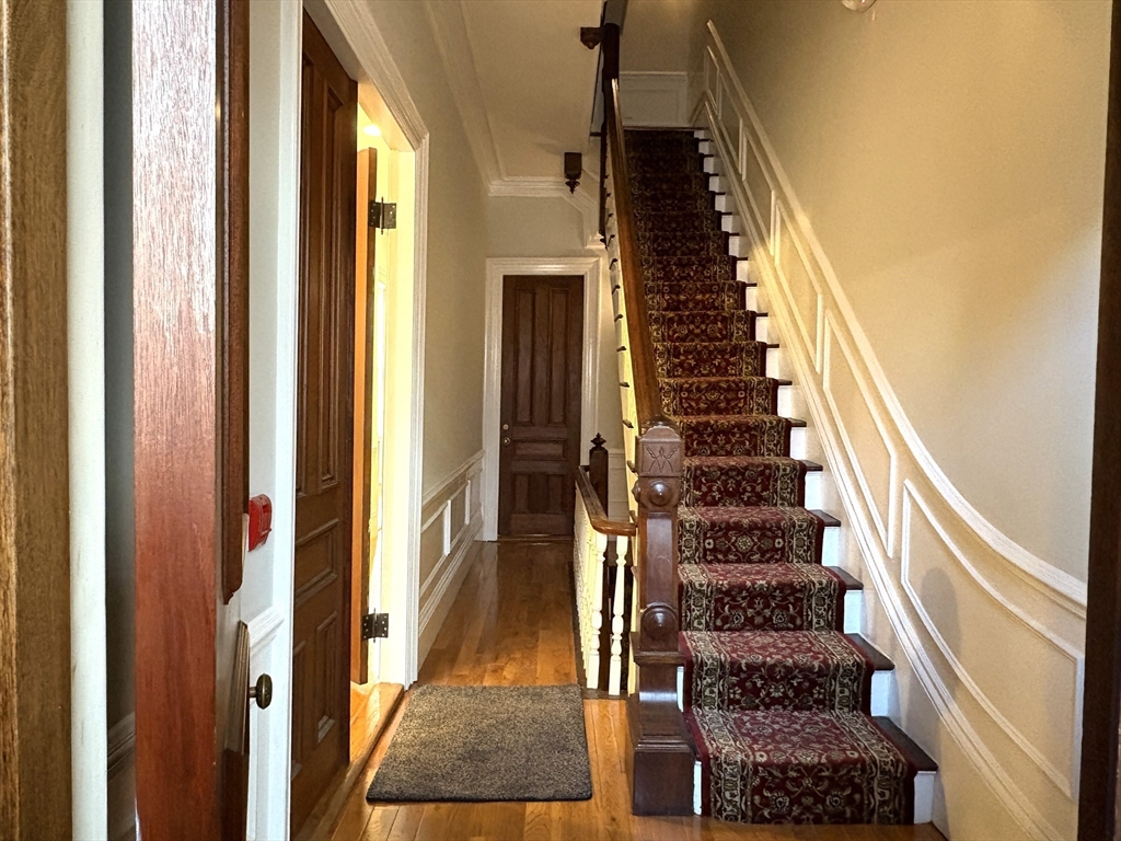 34 Yarmouth St # 3