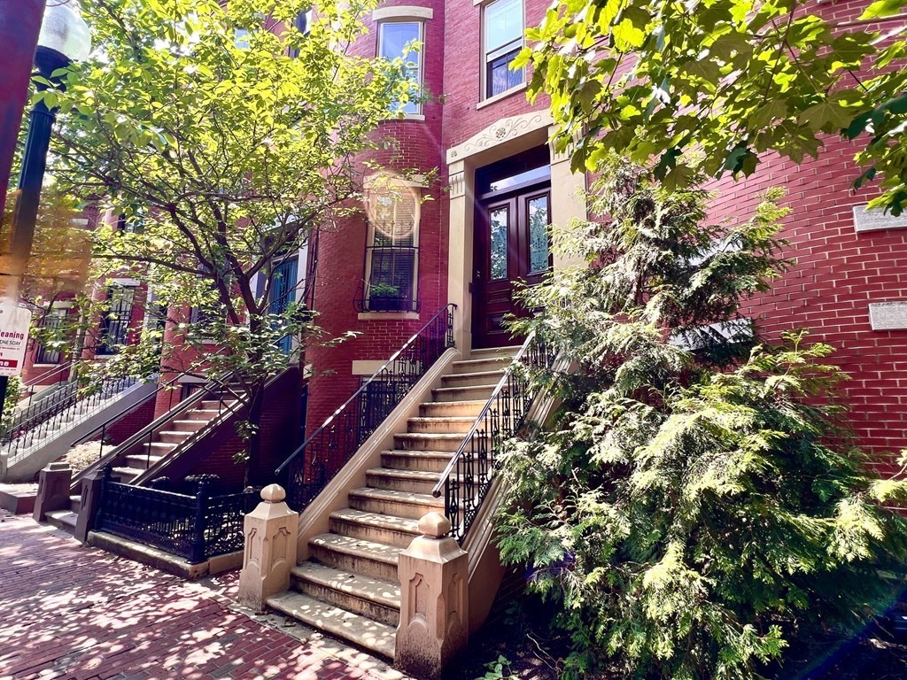 34 Yarmouth St # 3