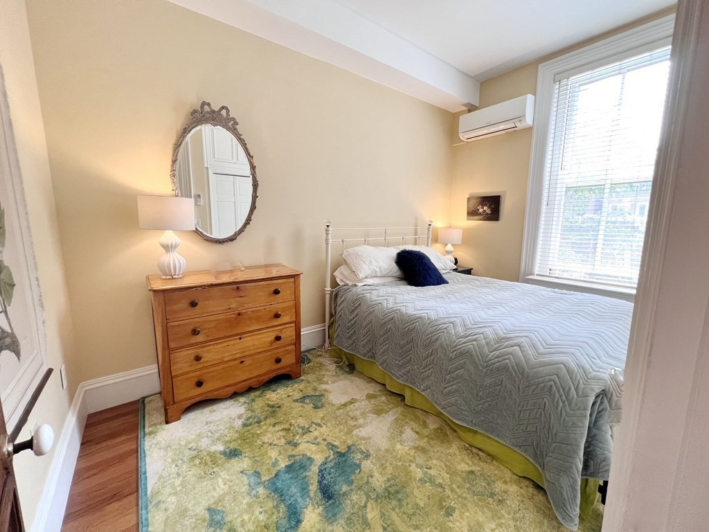 34 Yarmouth St # 3