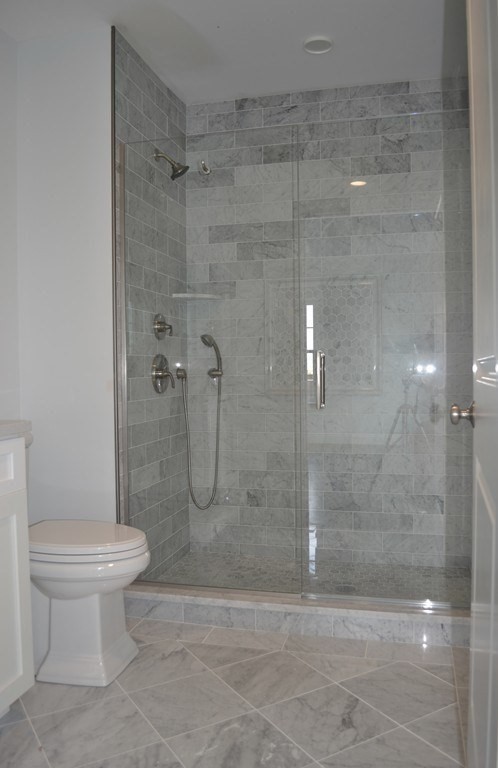 728 East Broadway # 404