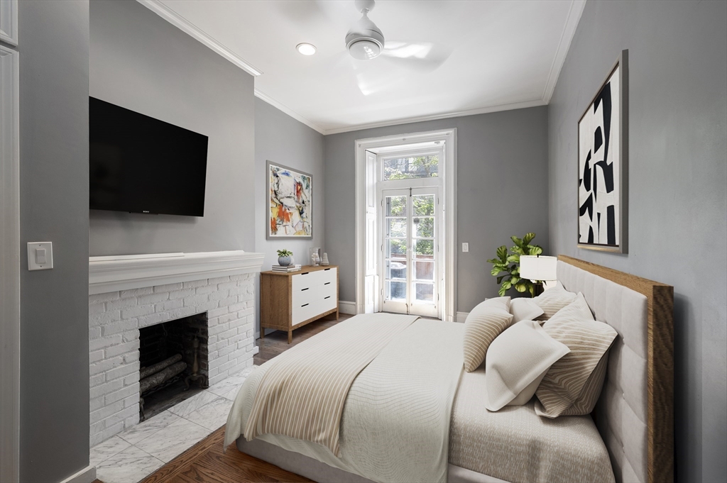 109 Beacon St # 4