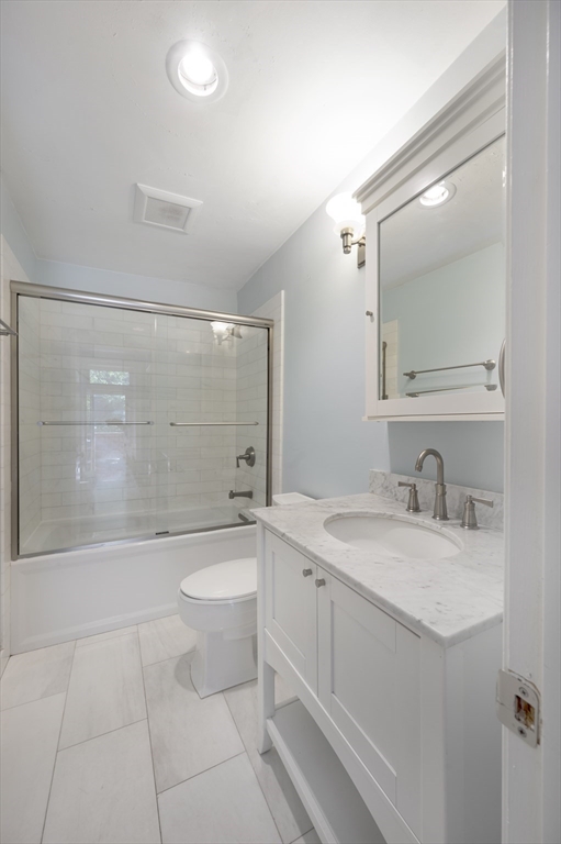 109 Beacon St # 4