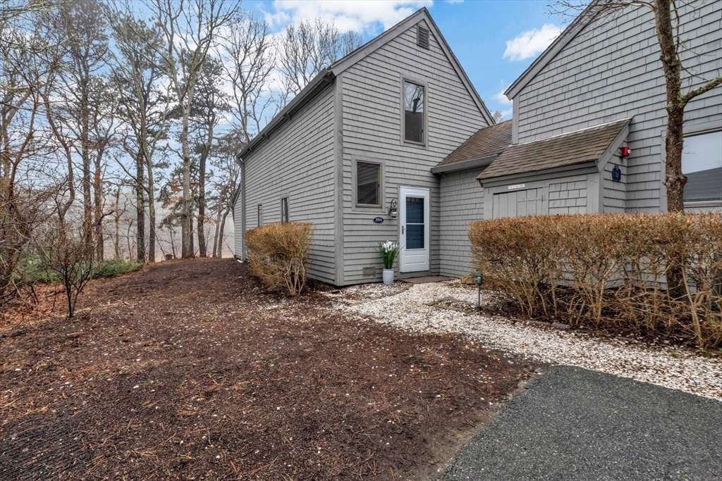 39 A Mashie Cir # A
