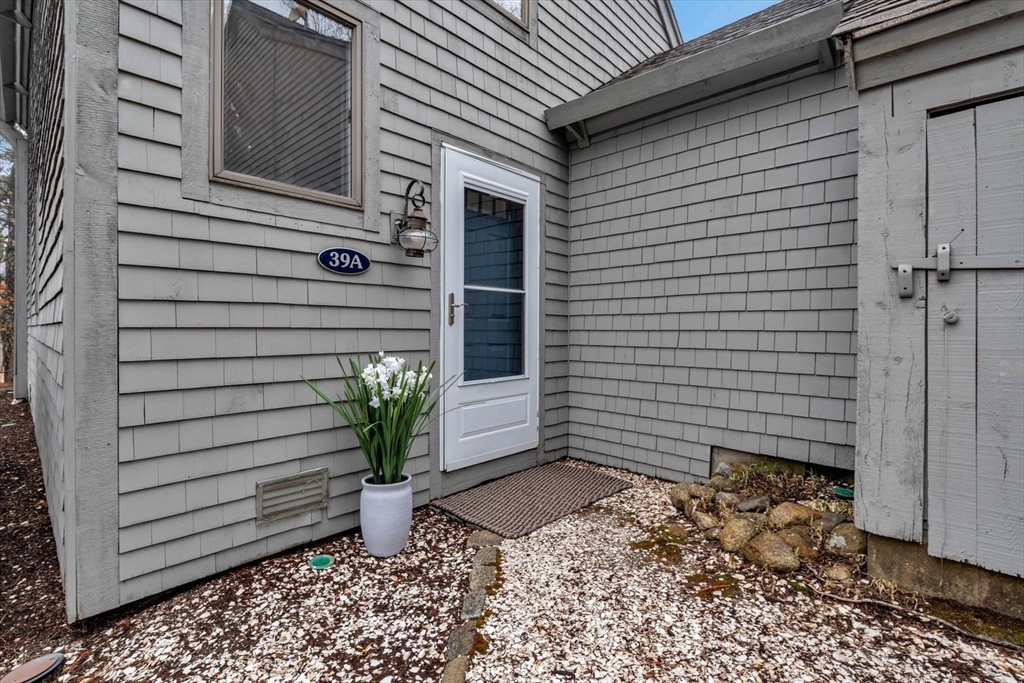 39 A Mashie Cir # A