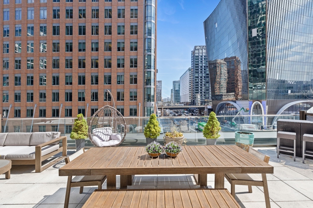 135 Seaport Blvd # 538