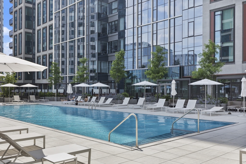 135 Seaport Blvd # 538
