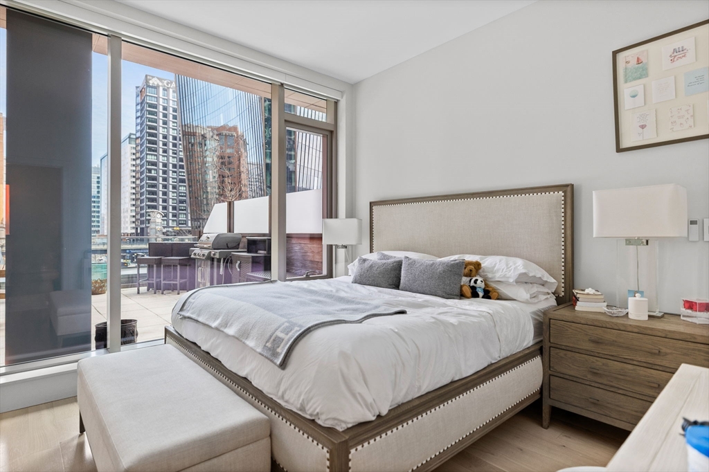 135 Seaport Blvd # 538