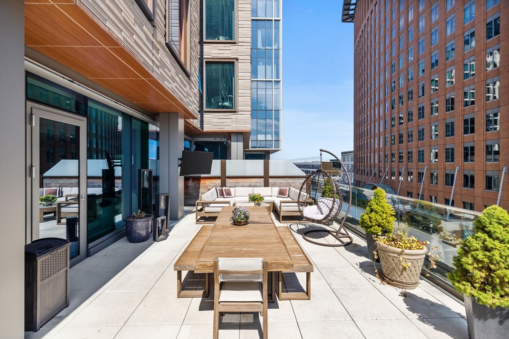 135 Seaport Blvd # 538