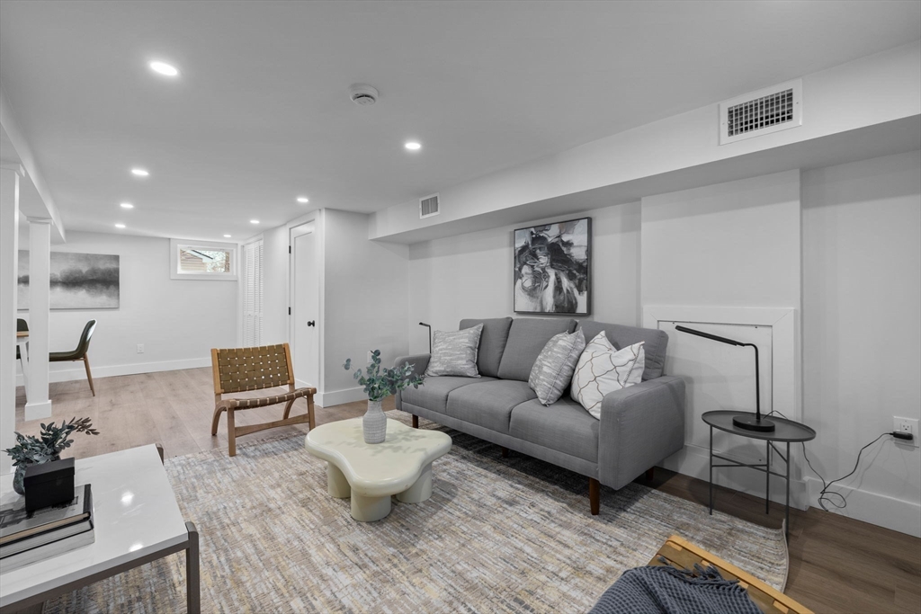 4 Tremont St