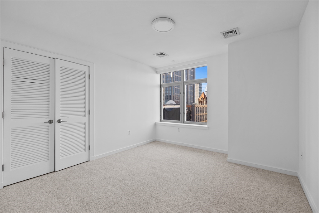 425 Boylston Street # 702