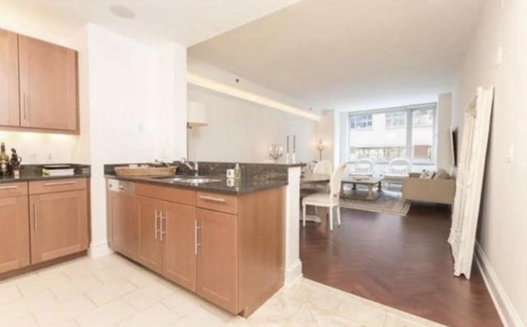 1 Charles Street South # 3F
