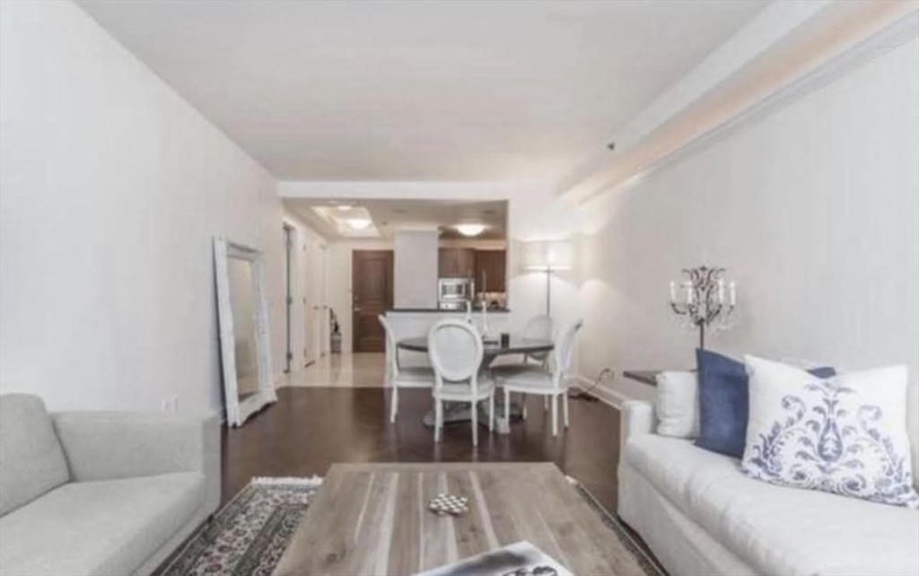 1 Charles Street South # 3F