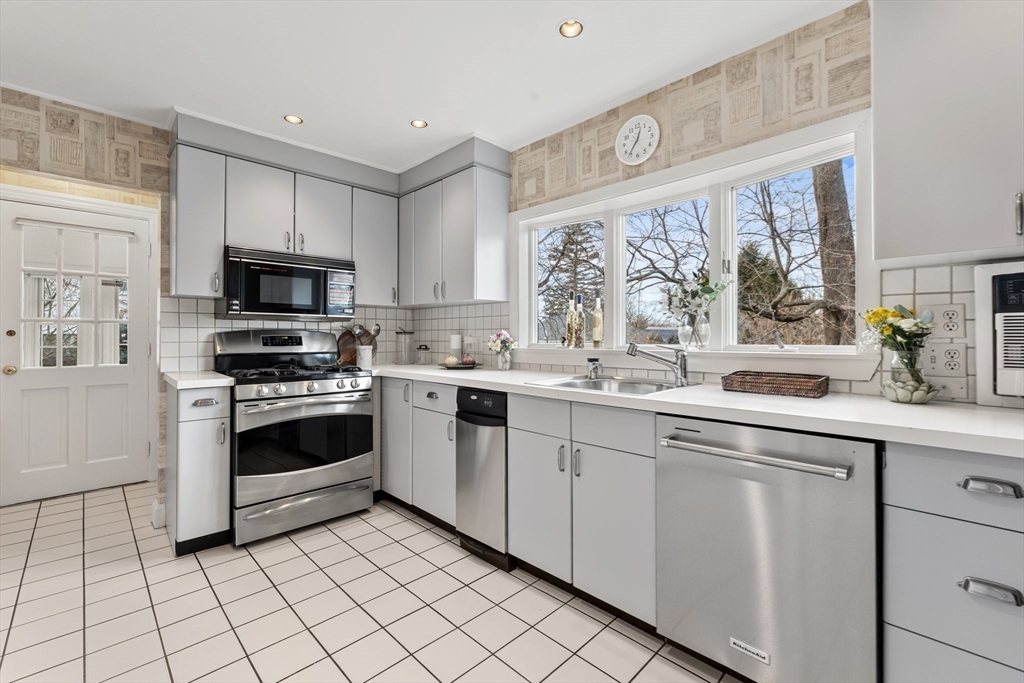 5 Tennyson Rd.