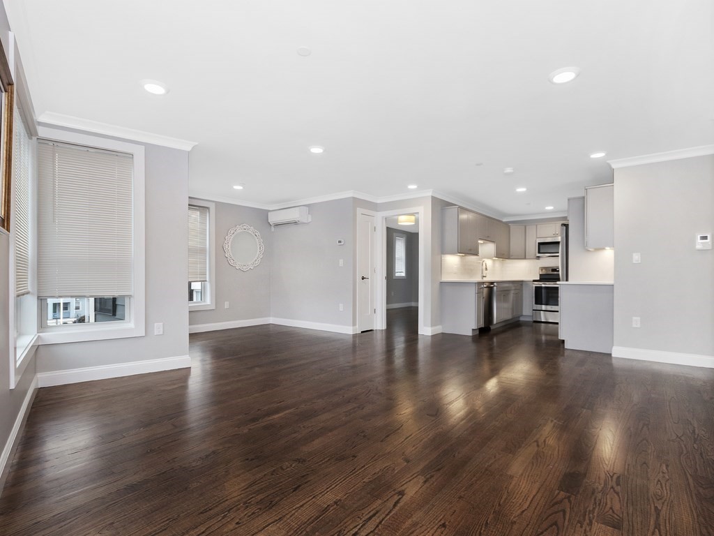 1789 Centre Street # 304