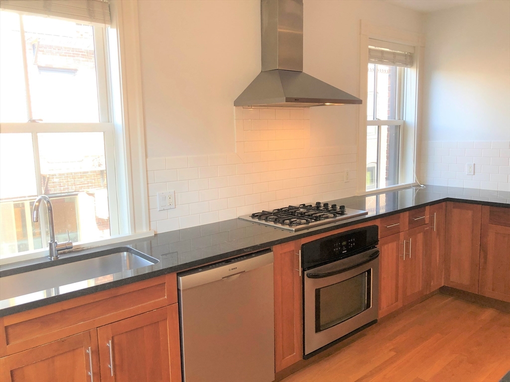 39 Clarendon # 5
