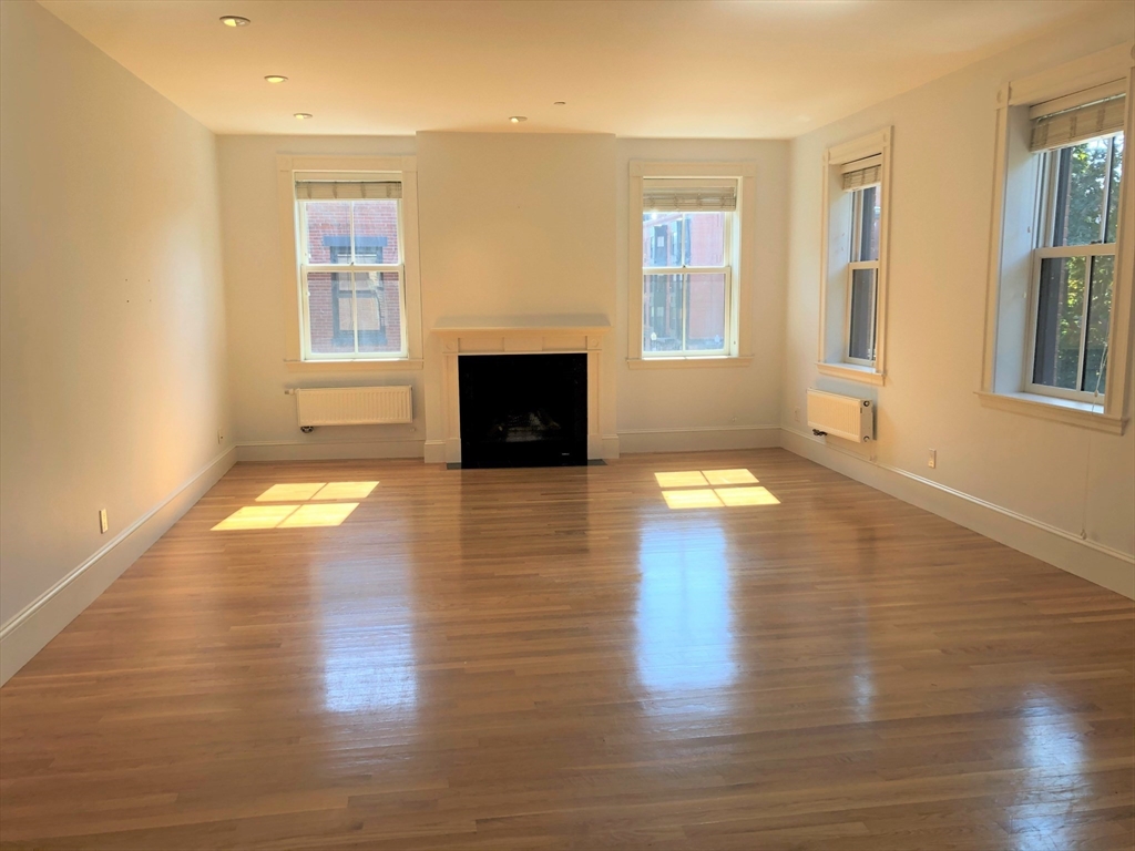 39 Clarendon # 5