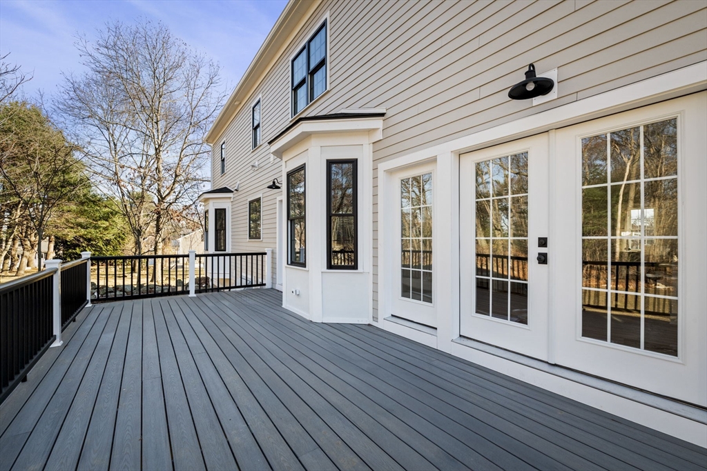3 Weeping Willow Drive