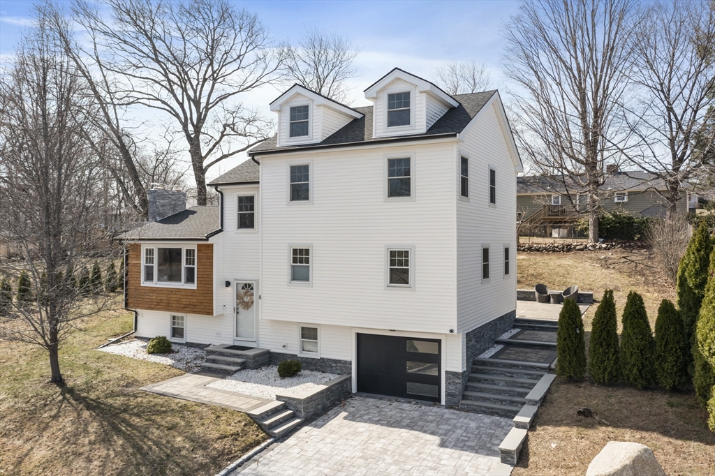 8 Edgewood Dr