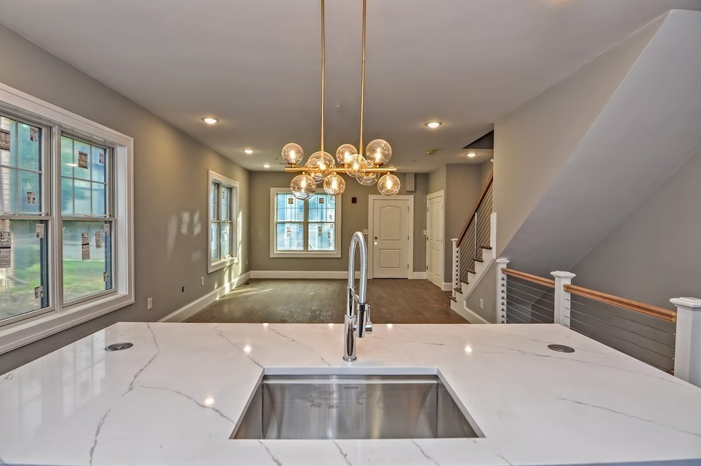 55 Hutchings Street # 3