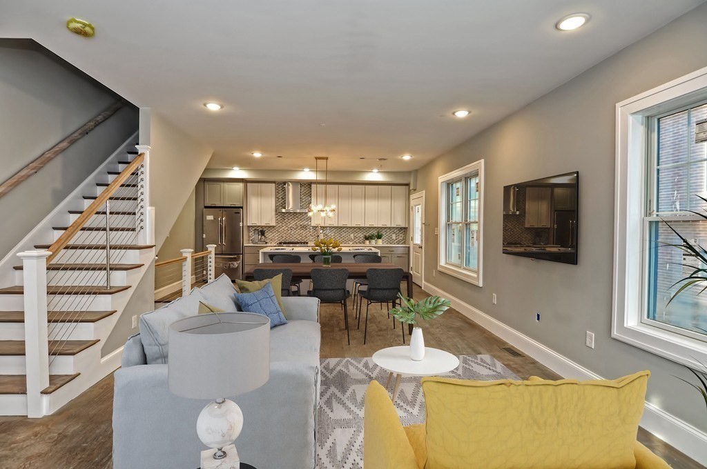 55 Hutchings Street # 3