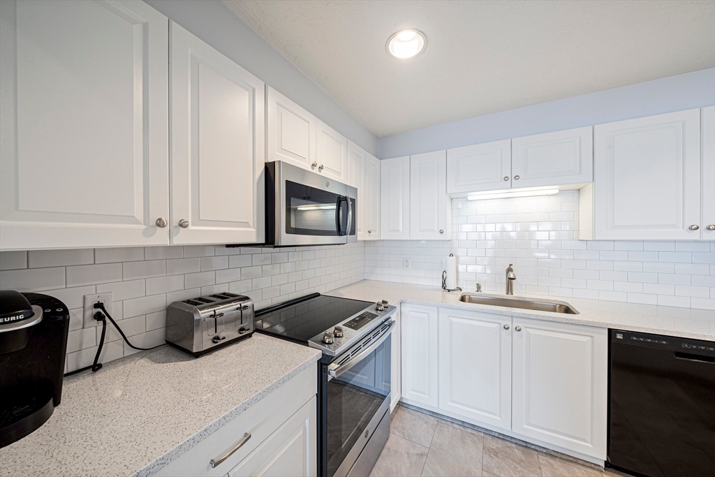 1001 Marina Drive # 612