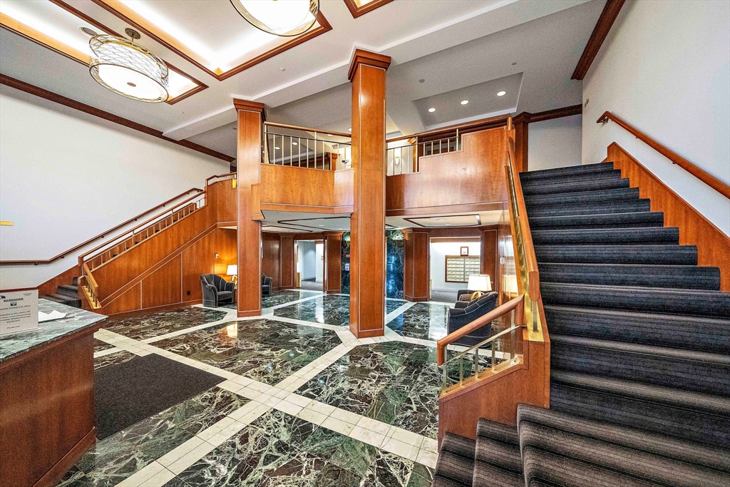 1001 Marina Drive # 612