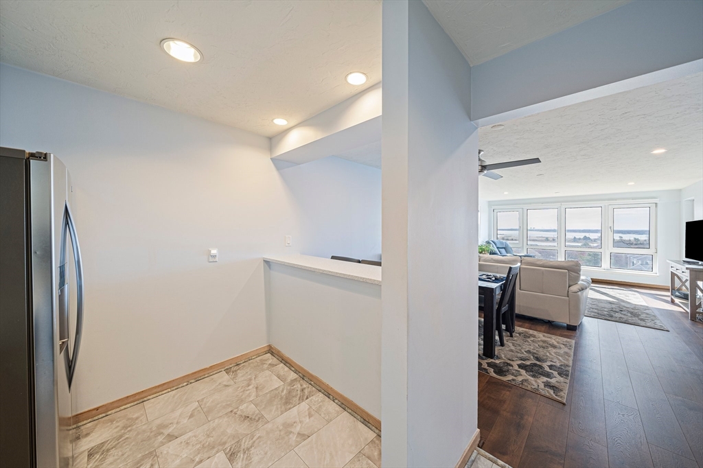 1001 Marina Drive # 612