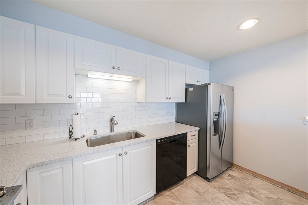 1001 Marina Drive # 612