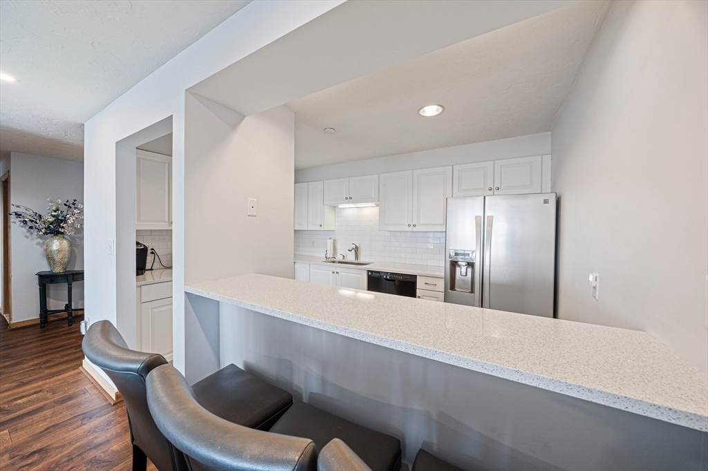1001 Marina Drive # 612