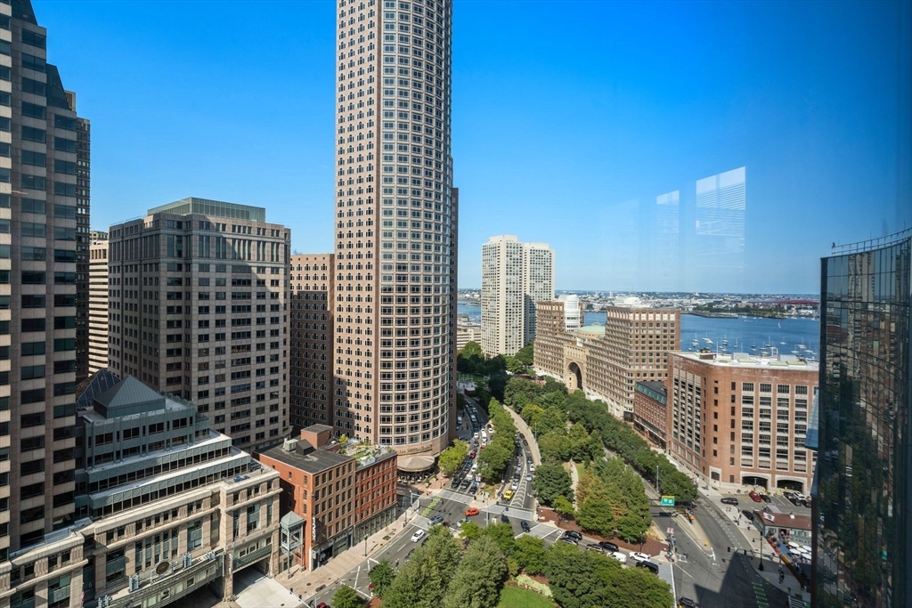 500 Atlantic Ave Unit: PH21B