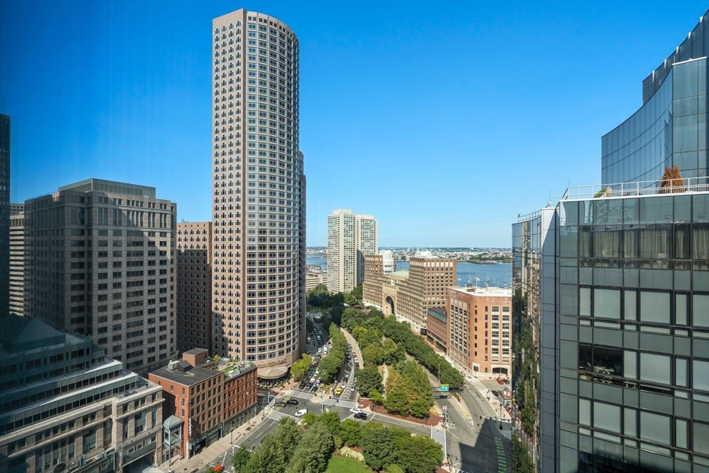 500 Atlantic Ave Unit: PH21B