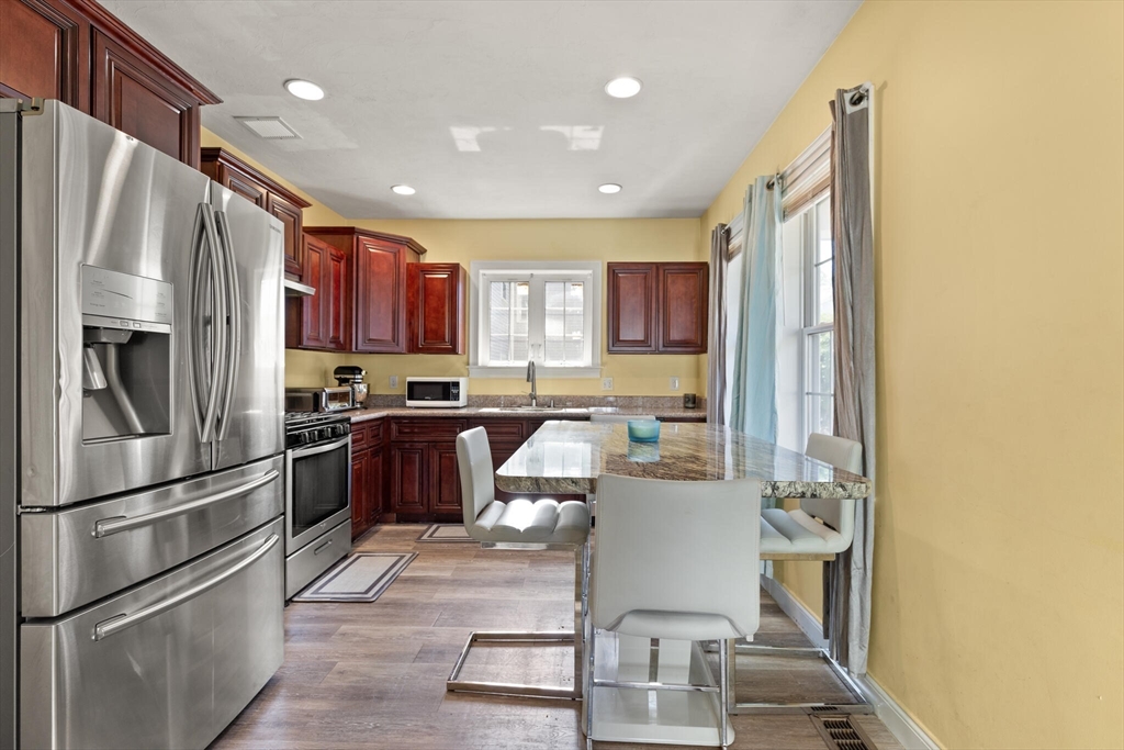 178 -180 Magnolia St