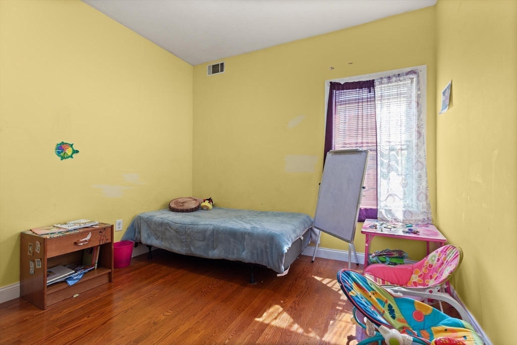 178 -180 Magnolia St