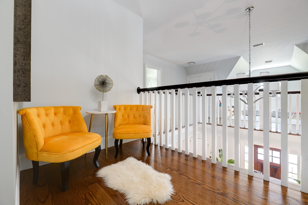 965 Bedford Rd