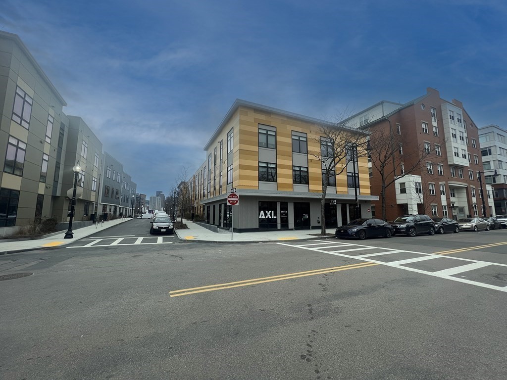154 Sumner Street # 1