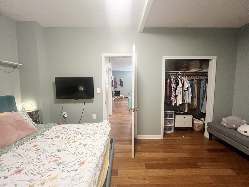 154 Sumner Street # 1