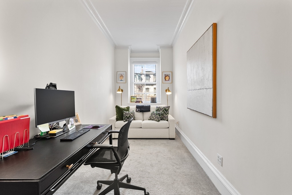 174 Marlborough Street # 4