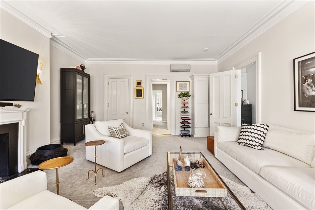 174 Marlborough Street # 4