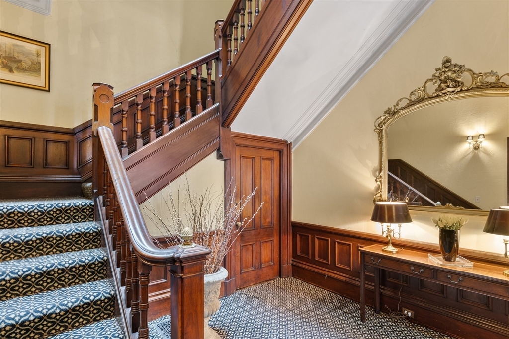 174 Marlborough Street # 4