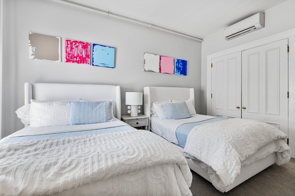 174 Marlborough Street # 4