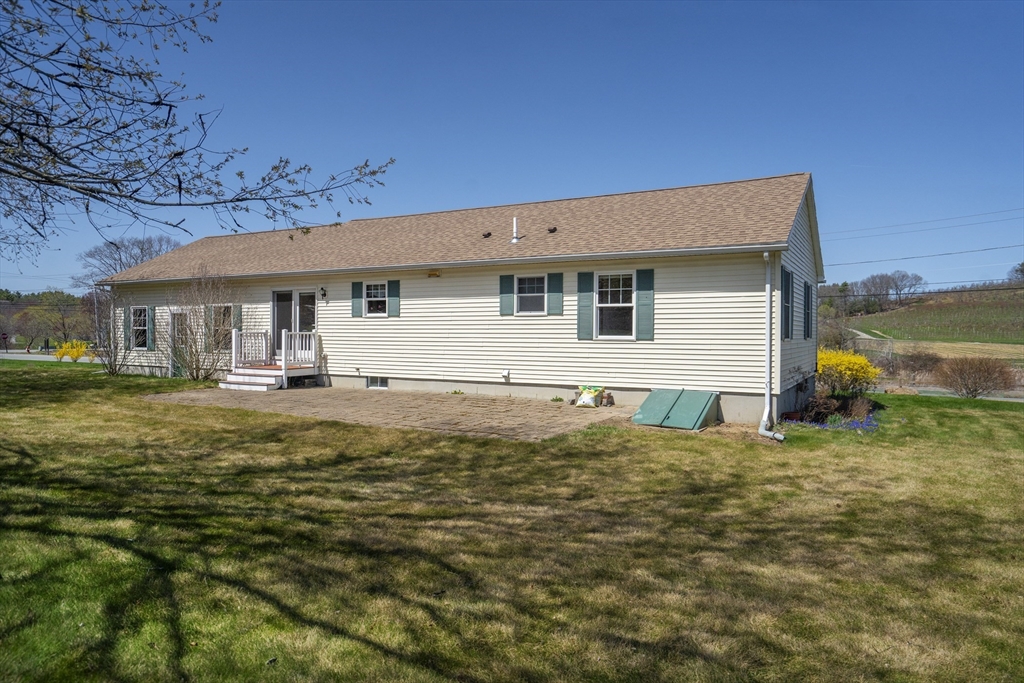 38 Fern Ave