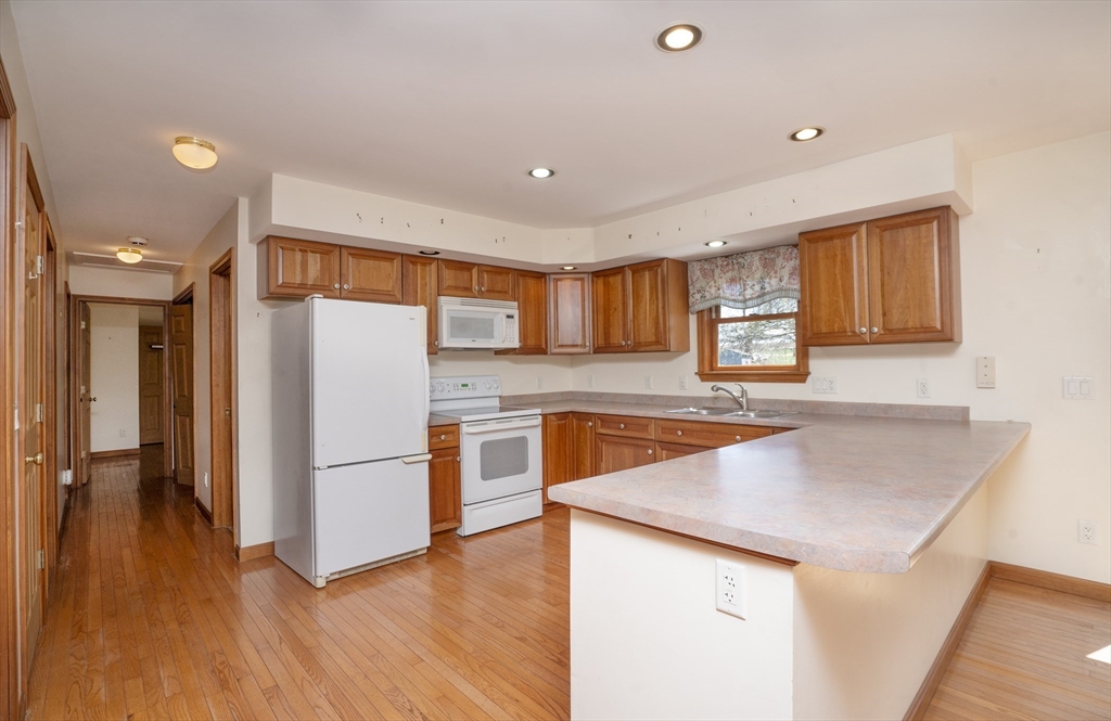 38 Fern Ave