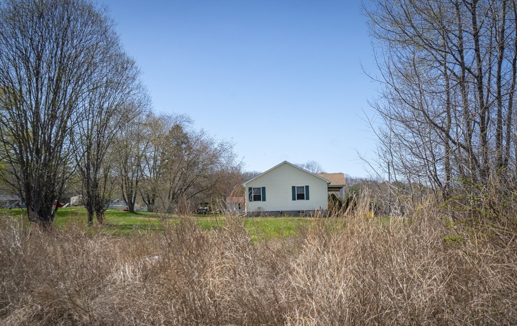 38 Fern Ave