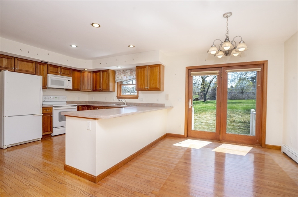 38 Fern Ave