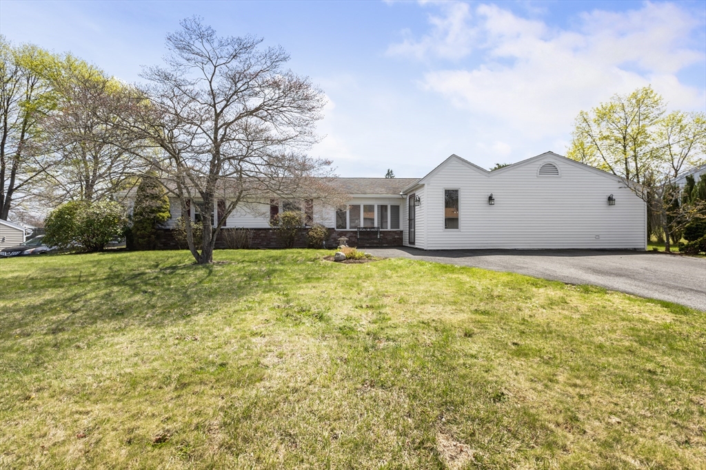 19 Dixon Road