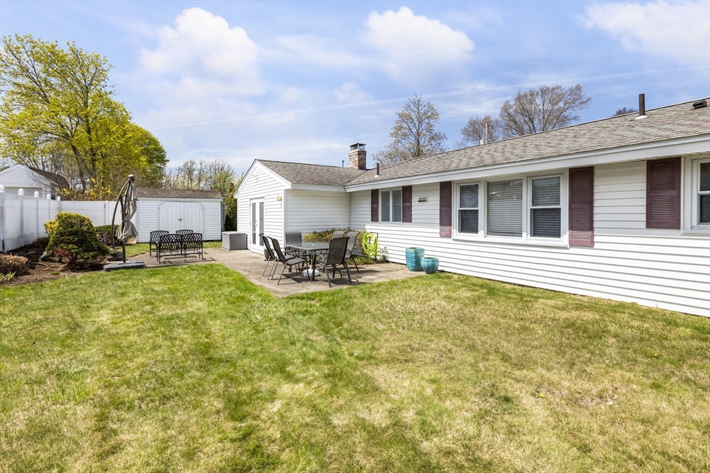 19 Dixon Road