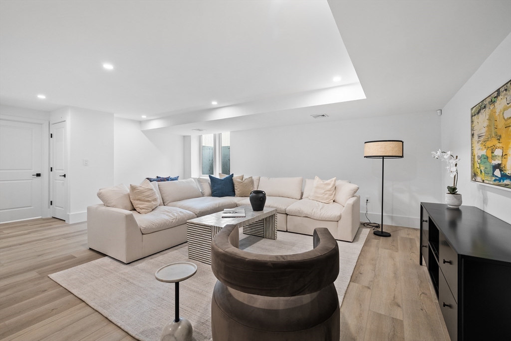 264 Lagrange Street # 264 Unit: U-264