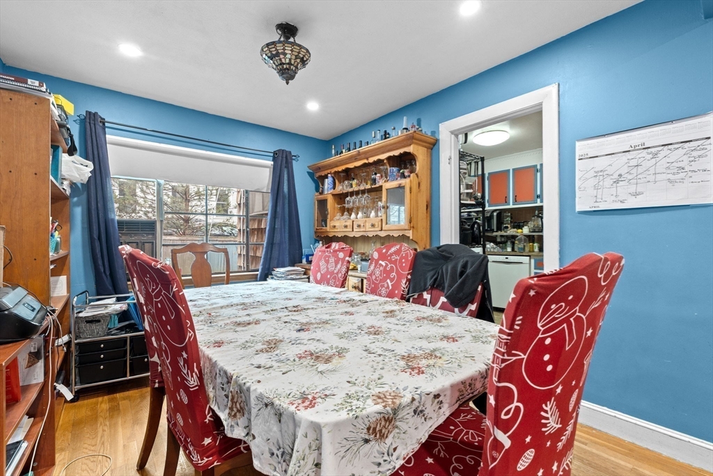 31 Chaske Ave
