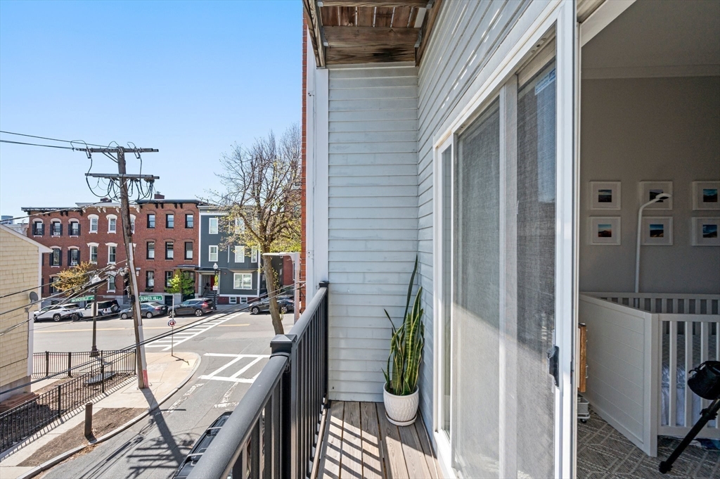 285 Bunker Hill St # 2